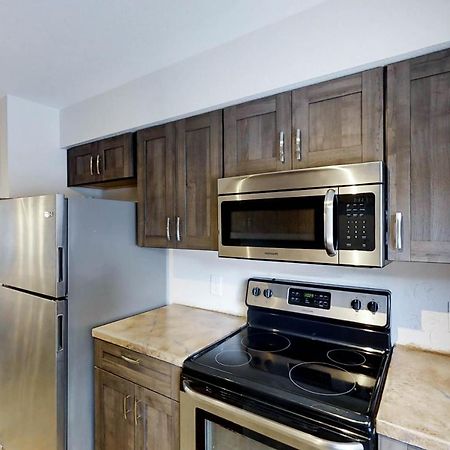 Lagoon Townhome Фриско Экстерьер фото