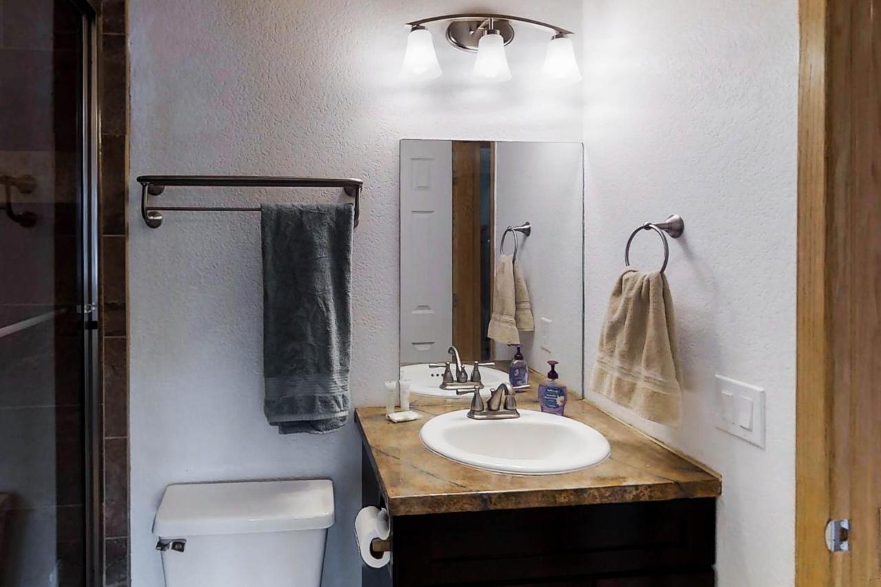 Lagoon Townhome Фриско Экстерьер фото